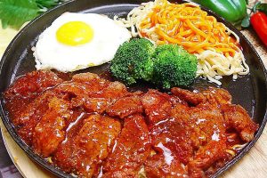 港式黑椒牛肉~（黑椒牛肉炒饭）
