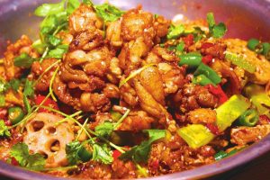 舌品天下干锅牛蛙~（火锅美食推荐）