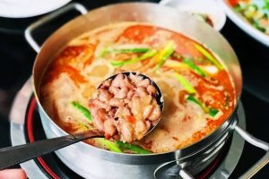 宏德赠送│贵州豆米火锅配方及制作技巧解密(调汤工艺…~（豆米火锅制作技巧）