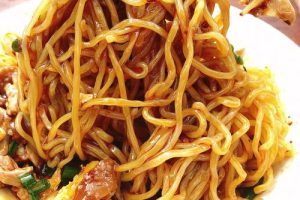 安顺小吃面条的做法~（面条的制作步骤）