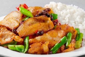 回锅肉盖浇饭.flv~（猪肉土豆丝煲.flv）