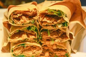 .煎饼果子技术~（煎饼果子制作方法）