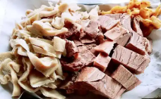 舌品天下白切羊肉羊杂~（白切羊肉特色美食）