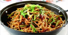 冰城外婆铁锅焖面~（秘制家传铁锅焖面）